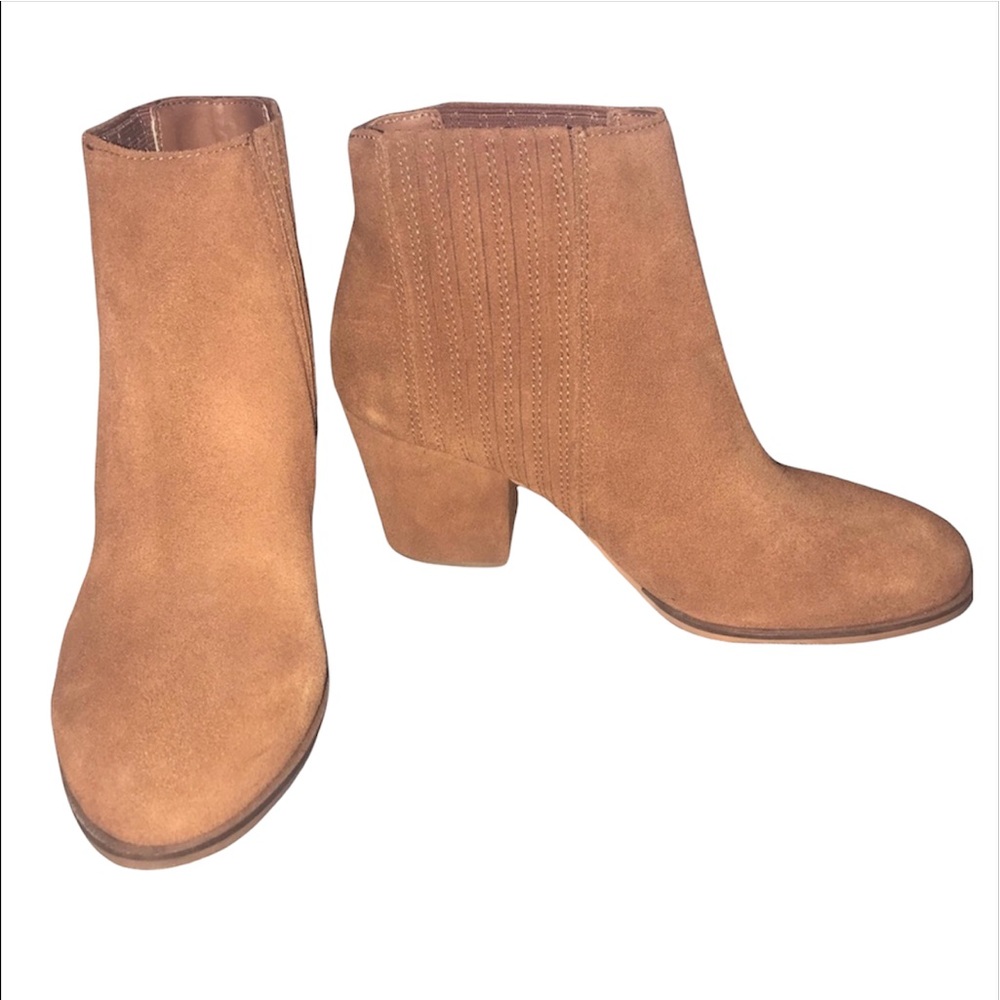 NWT Steve Madden Booties